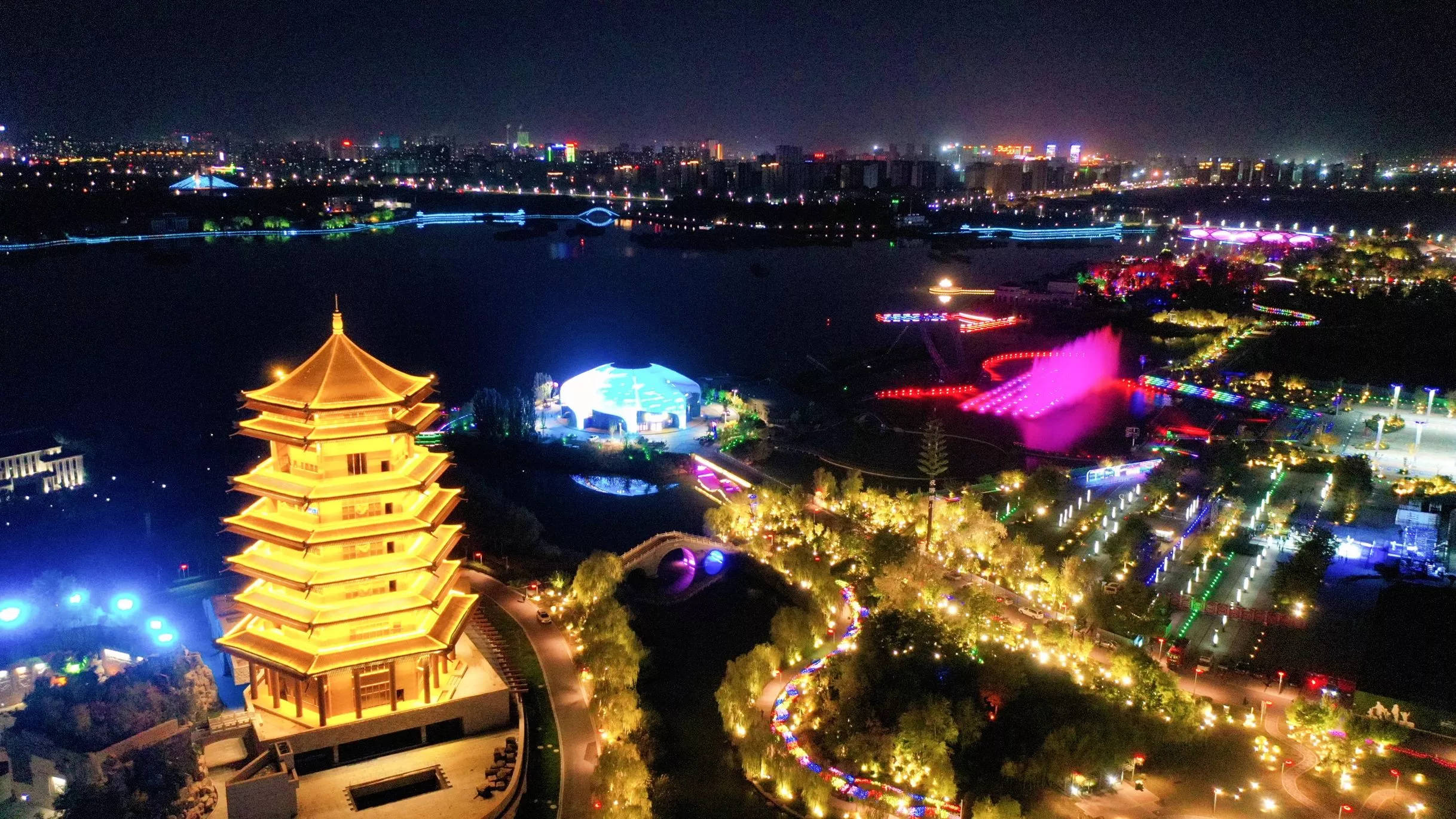高空俯瞰宁夏银川市阅海湾cbd